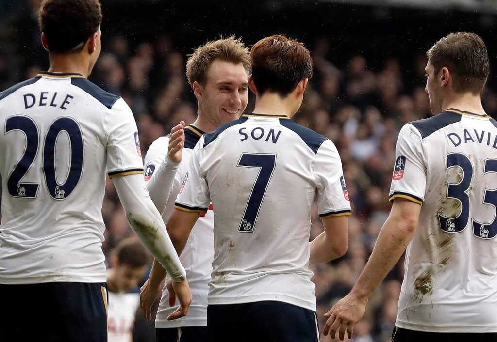 Tottenham đang gặp phải cơn khủng hoảng tiền đạo khi đến làm khách trên sân đội lót đường trên những trang web cá cược Burnley