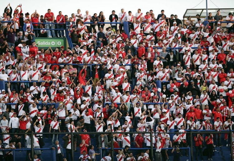 Peru upset betting odds favourite Argentina in their World Cup meeting in Buenos Aires