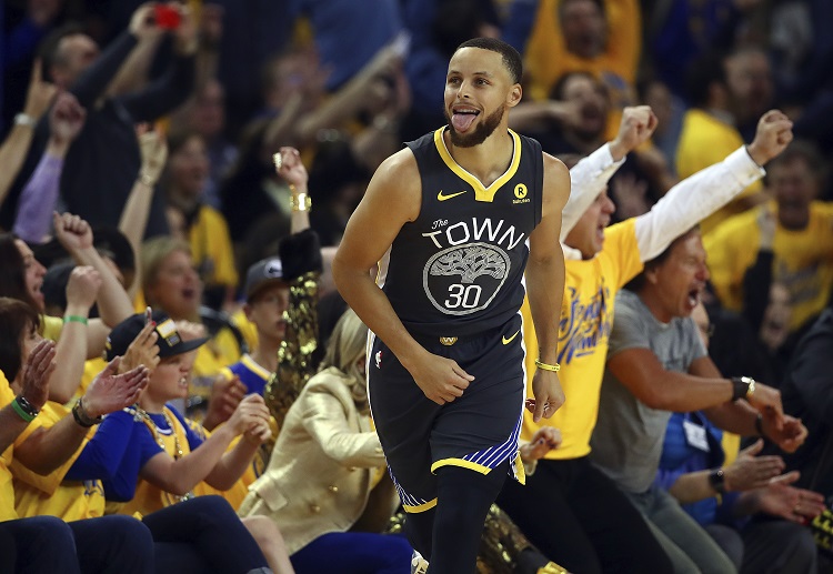 Judi basket Stephen Curry NBA