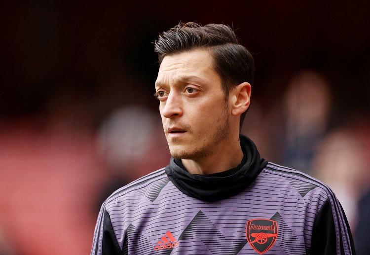 Mesut Ozil ingin pindah ke luar klub Liga Inggris