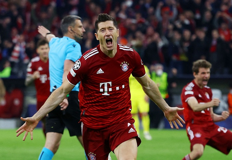 Bersama Bayern Munich, Robert Lewandowski meraih banyak trofi Bundesliga