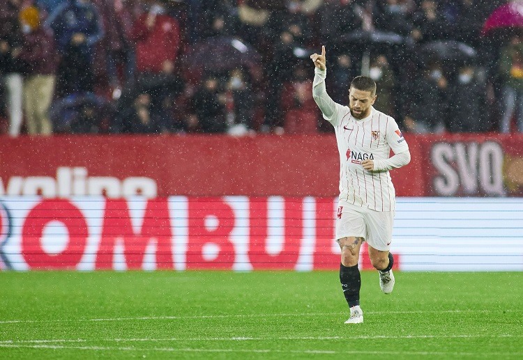 La Liga: Papu Gomez gives Sevilla the lead against Barcelona