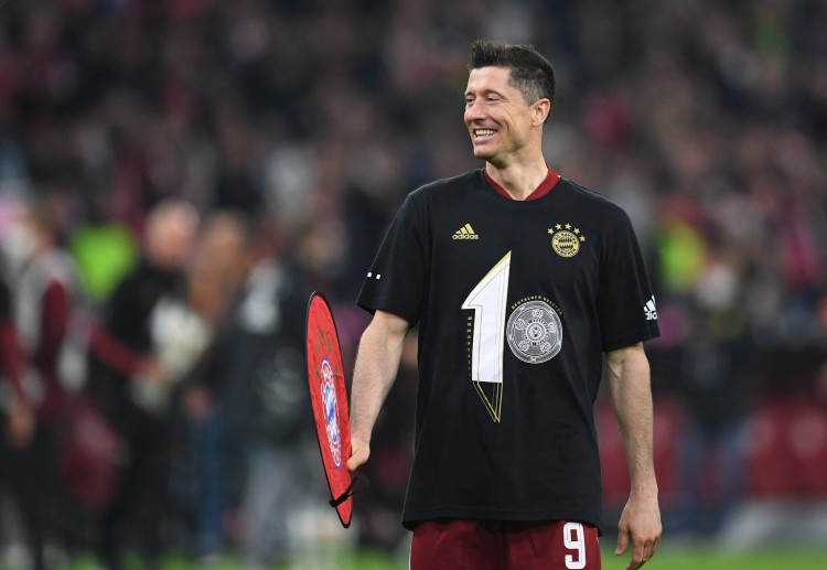 Robert Lewandowski adalah pencetak gol terbanyak Bundesliga musim ini