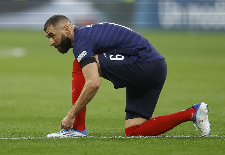 Nations League: Hưng phấn sau khi mở tỷ số, Les Bleus tiếp tục đẩy cao đội hình tìm bàn nhân đôi cách biệt.