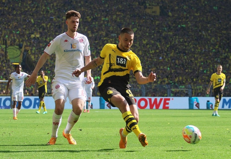 Bundesliga: Bayern Munich sign defender Raphael Guerreiro from Borussia Dortmund