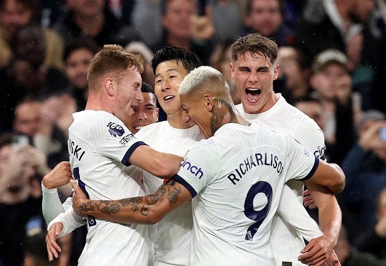 Tottenham duy trì thành tích bất bại ở Premier League mùa này