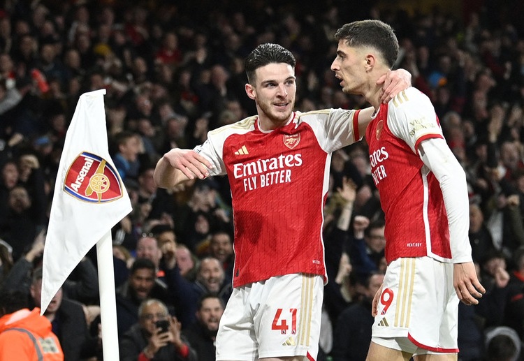 Arsenal tạm vươn lên vị trí thứ nhất BXH Premier League