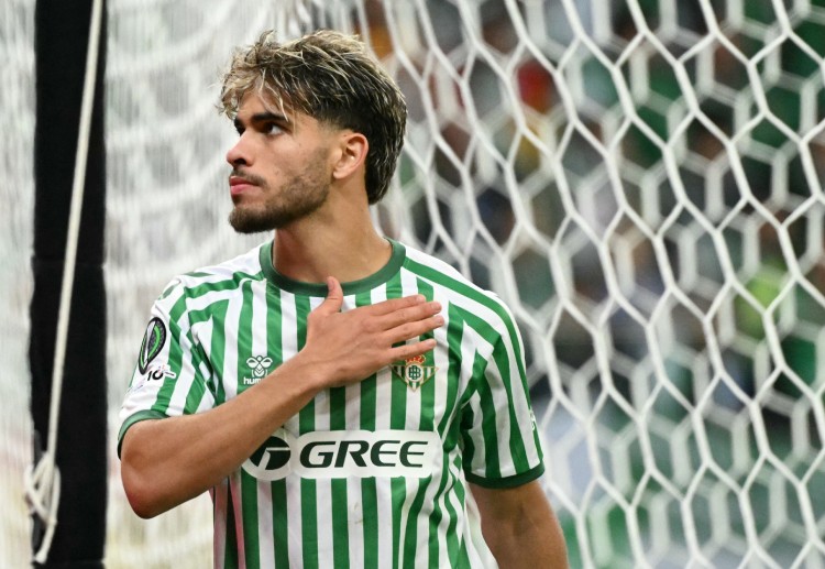 Real Betis thất bại ở chung kết Conference League 2024/25
