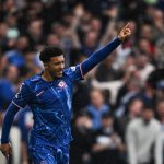 ဒါပေမယ့်လည်း ပရီးမီးယားလိဂ် ကလပ်မှာ နေရာမရ ဖြစ်နေတဲ့ ဂျေဒန် ဆန်ချိုကို ခေါ်ယူဖို့ ကြိုးပမ်းနေတဲ့ ဖီနာဘာချီရဲ့ အစီအစဉ်က ပြီးခဲ့တဲ့ ရက်ပိုင်းကပဲ အဆုံးသတ်သွားခဲ့ပါတယ်။