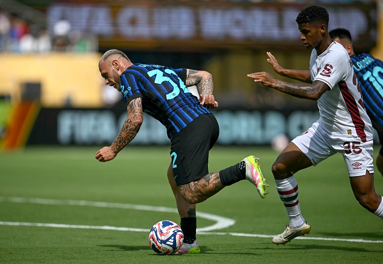 世俱杯 伤停补时阶段,迪马尔科射门击中立柱,未能为国米创造奇迹