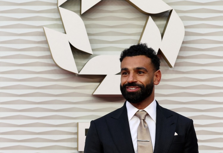 ဒါ့အပြင် ဆာလာရဲ့ လစ်ဗာပူးလ် ကလည်း လက်ကျန် ၄ ပွဲ အလိုမှာ ပရီးမီးယားလိဂ် ဖလားကို စံချိန်တင် အဖြစ် အကြိမ် ၂၀ မြောက် ဆွတ်ခူးနိုင်ခဲ့ပါတယ်။