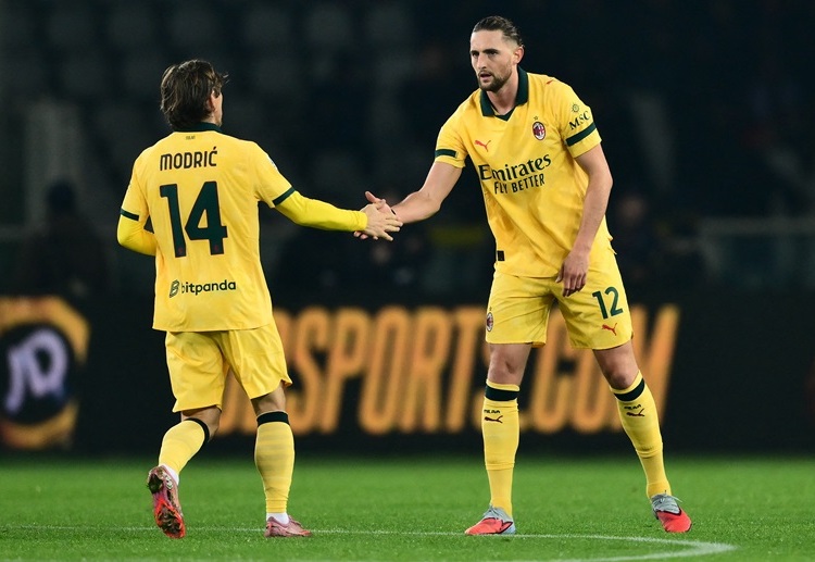 意甲联赛 轰入世界波