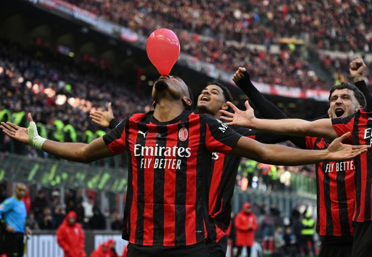 အေစီမီလန်ဟာ ဟဲလက်စ် ဗီရိုနာနဲ့ နောက်ဆုံး ကစားခဲ့တဲ့ စီးရီးအေ ပွဲစဉ် ၁၀ ပွဲစလုံး အနိုင်ရခဲ့တာ ဖြစ်ပါတယ်။