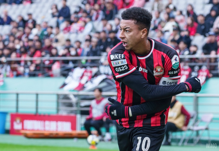 Globo ရဲ့ ဖော်ပြချက်အရ ဘရာဇီးလ် စီးရီးအေကို တန်းတက်လာတဲ့ ရီမို အသင်းဟာ လင်ဂတ်ကို ကမ်းလှမ်းမှုတွေ ပြုလုပ်ထားပြီး သဘောတူညီမှု ရဖို့ ဆွေးနွေးနေတယ်လို့ သိရပါတယ်။