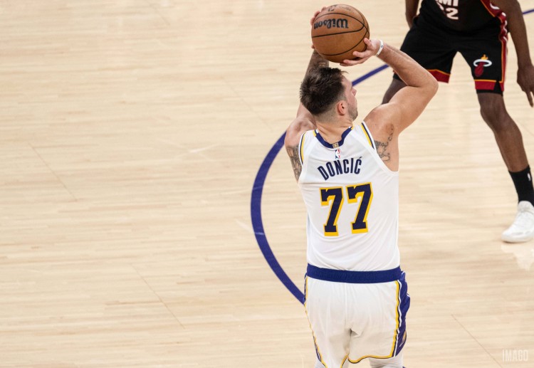 NBA 表现神勇